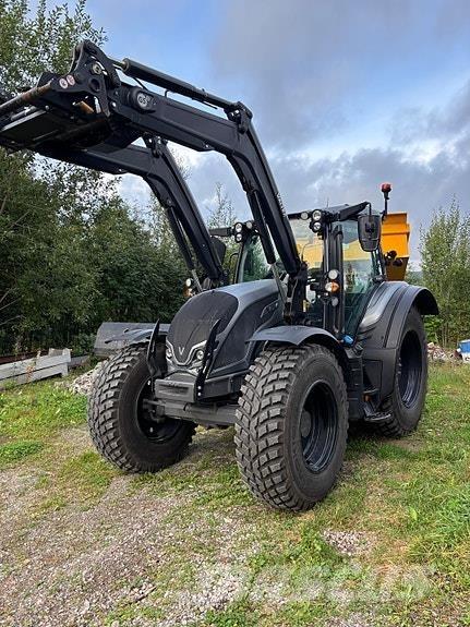Valtra N175 Direct Traktoriai