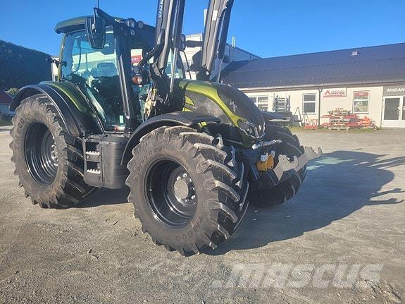 Valtra N175D Traktoriai
