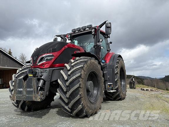 Valtra Q305 Traktoriai