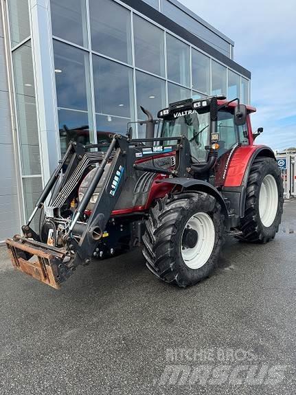 Valtra T-182-VERSU Traktoriai