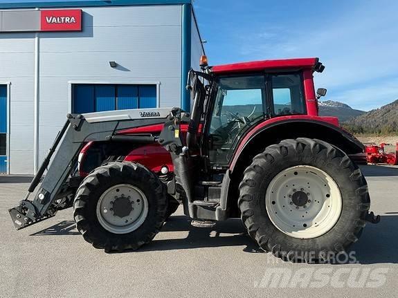 Valtra T 213 V Traktoriai