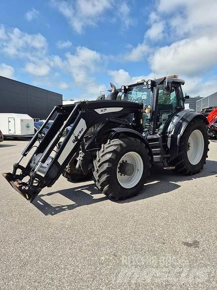 Valtra T 234 Versu Traktoriai
