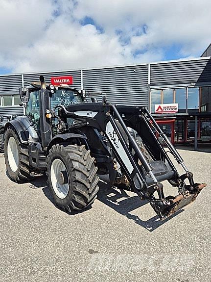 Valtra T 234 Versu Traktoriai