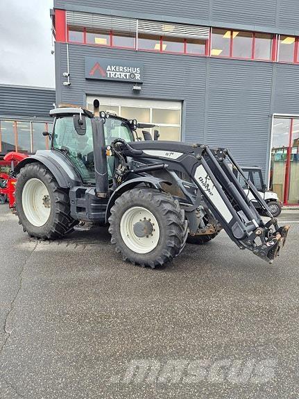 Valtra T 234 Versu Traktoriai