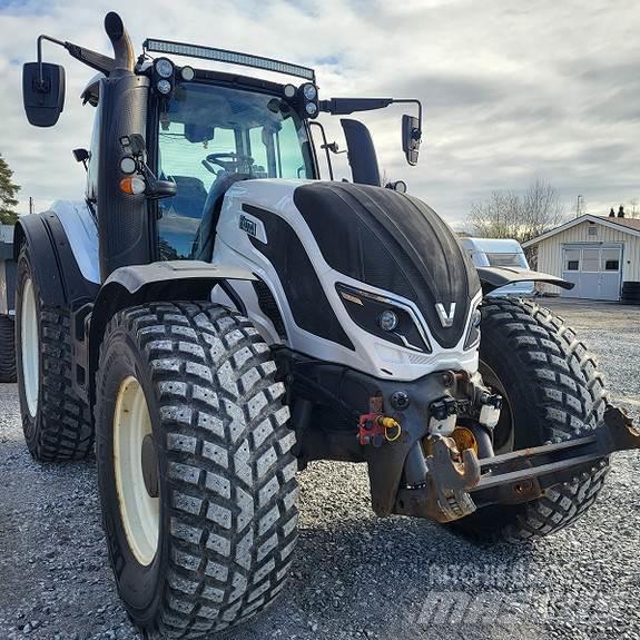 Valtra T174D Traktoriai