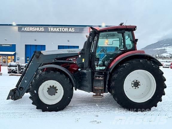 Valtra T174eD Traktoriai