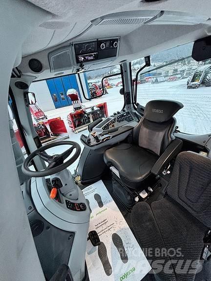 Valtra T174eD Traktoriai