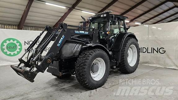 Valtra T182 Traktoriai