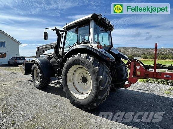 Valtra T190 Traktoriai