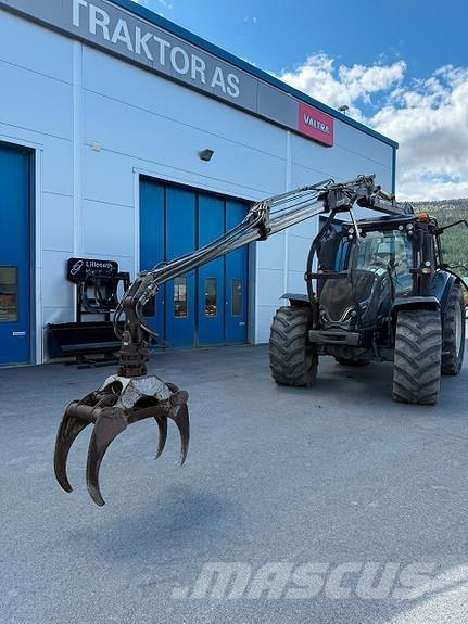 Valtra T194V Traktoriai