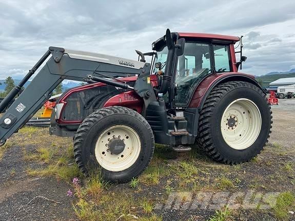 Valtra T203 Traktoriai