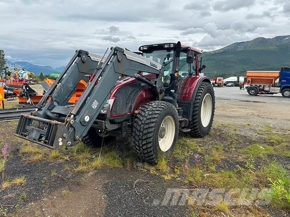 Valtra T203 Traktoriai