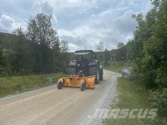 Valtra T203 Traktoriai