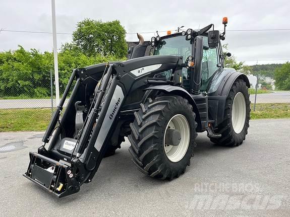 Valtra T234 Traktoriai