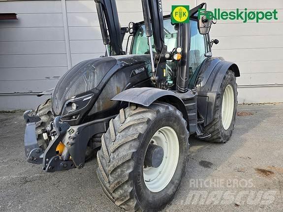 Valtra T234 Traktoriai