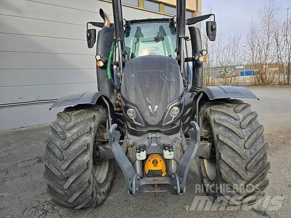 Valtra T234 Traktoriai