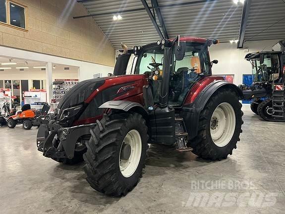 Valtra T234 Traktoriai