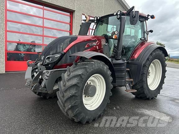 Valtra T234 Traktoriai