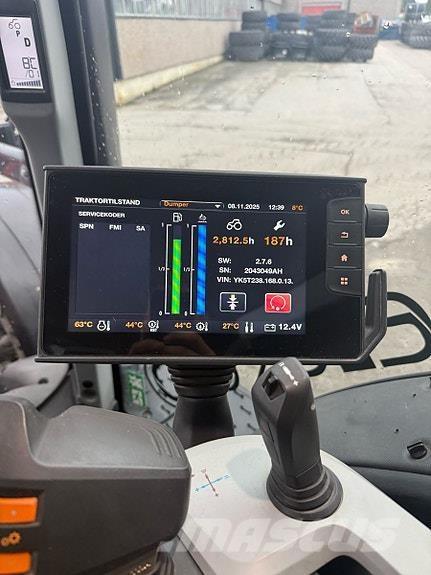 Valtra T234D Traktoriai