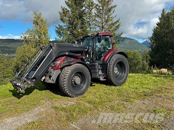 Valtra T234DST Traktoriai