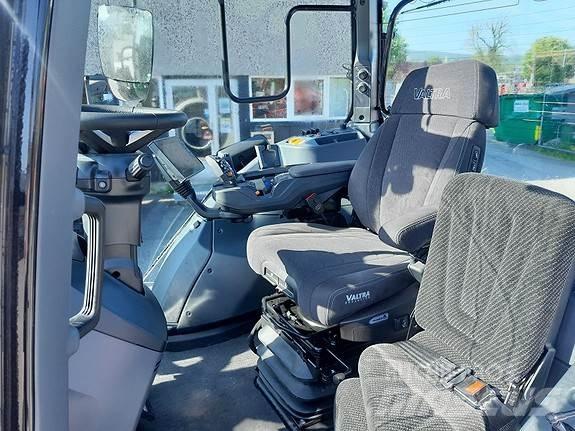 Valtra T235 Direct Traktoriai