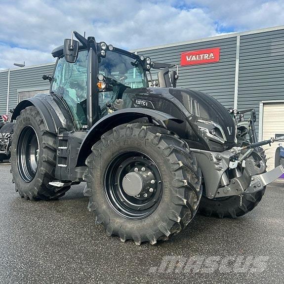 Valtra T235 Direct Traktoriai