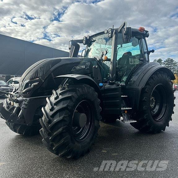 Valtra T235 Direct Traktoriai