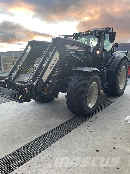 Valtra T235 Direct Traktoriai