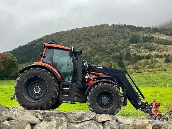 Valtra T235D Traktoriai