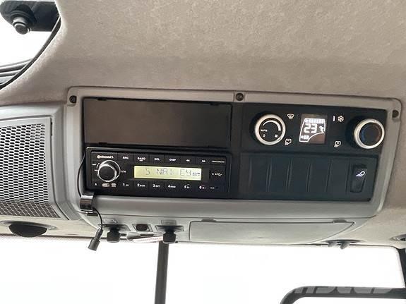 Valtra T235D Traktoriai