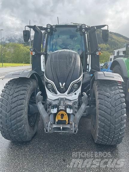 Valtra T254V Traktoriai