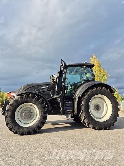 Valtra T254V Traktoriai