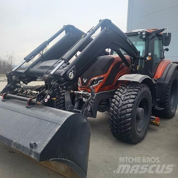 Valtra T255 Traktoriai
