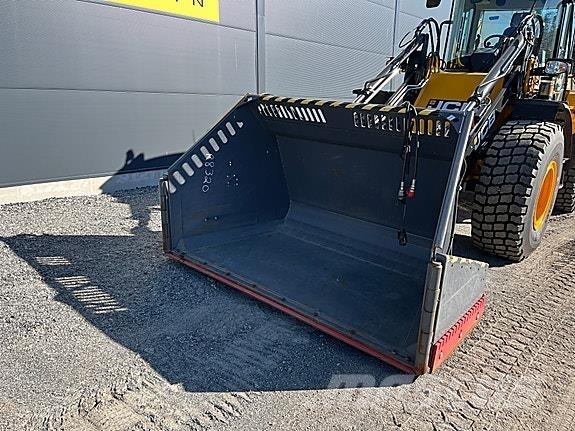 Vama EPS250H Kita kelių ir sniego technika