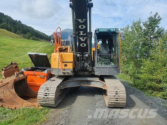 Volvo ECR235EL Vikšriniai ekskavatoriai