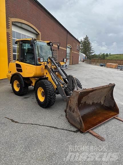 Volvo L20F Naudoti ratiniai krautuvai