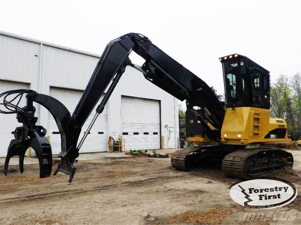 CAT 320D FM Strėliniai krautuvai