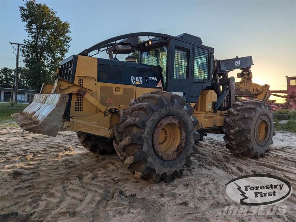 CAT 525C Skiedrovežiai