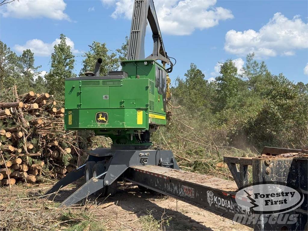 John Deere 437E Strėliniai krautuvai