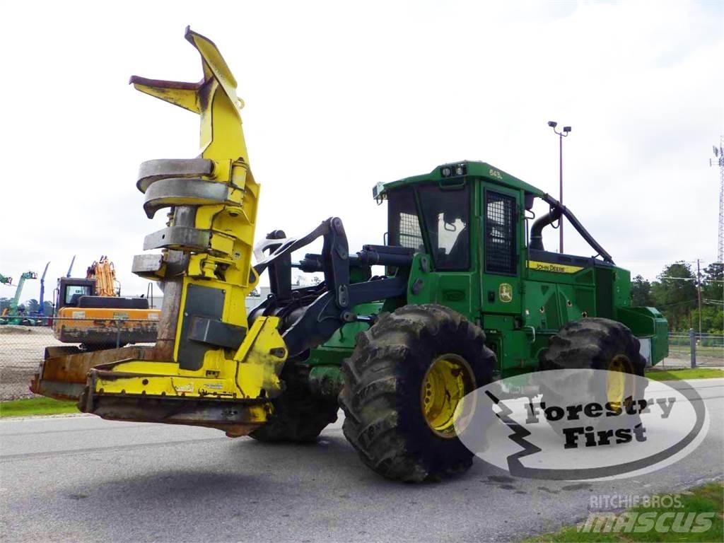 John Deere 643L Miško pjovimo technika