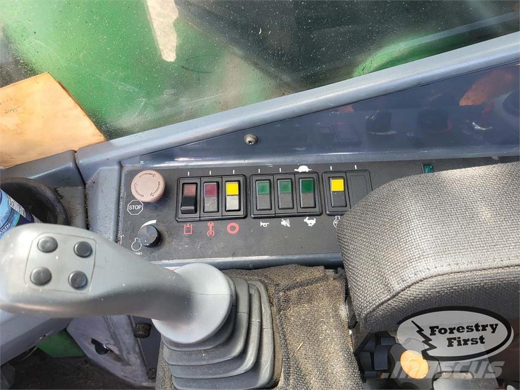 John Deere 753J Miško pjovimo technika