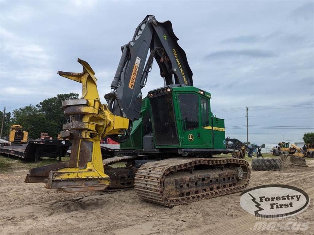 John Deere 853M Miško pjovimo technika