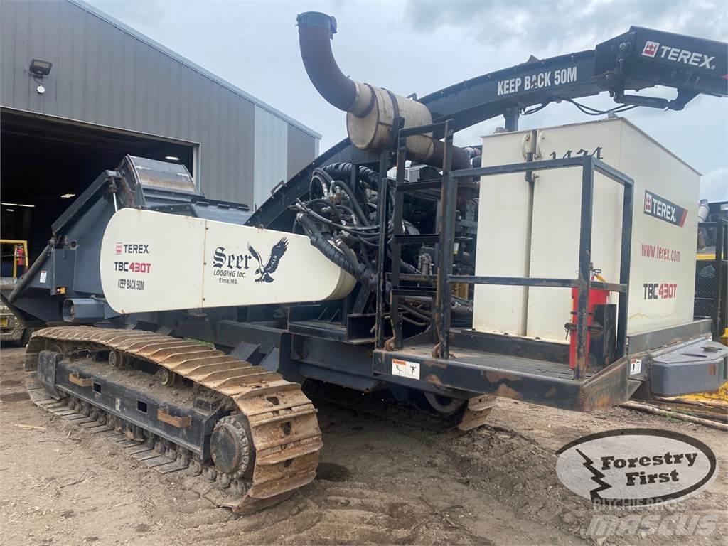 Terex TCB 430T Medienos smulkintuvai