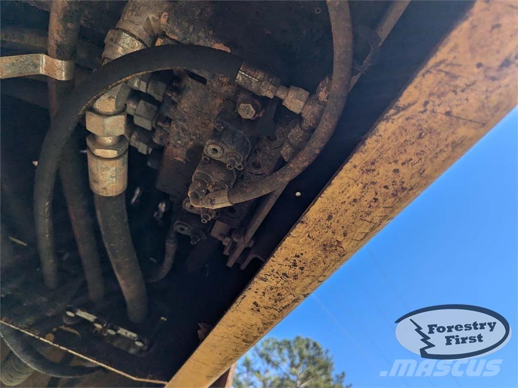 Tigercat 234 Strėliniai krautuvai