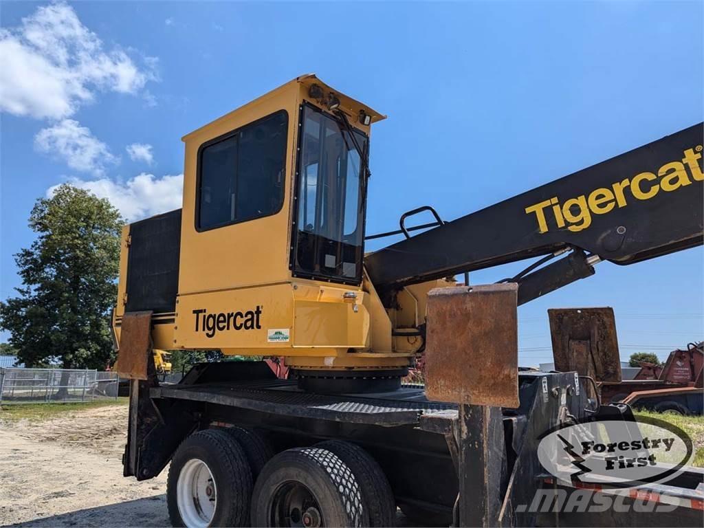 Tigercat 234B Strėliniai krautuvai