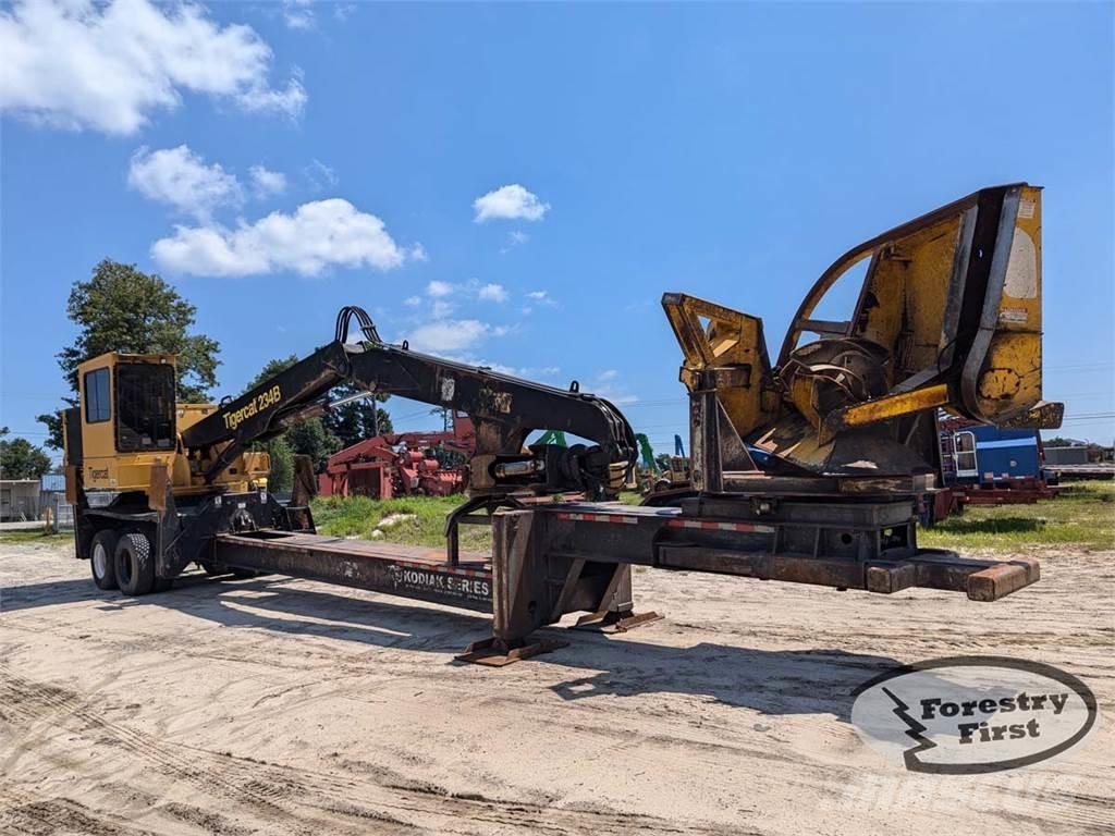 Tigercat 234B Strėliniai krautuvai