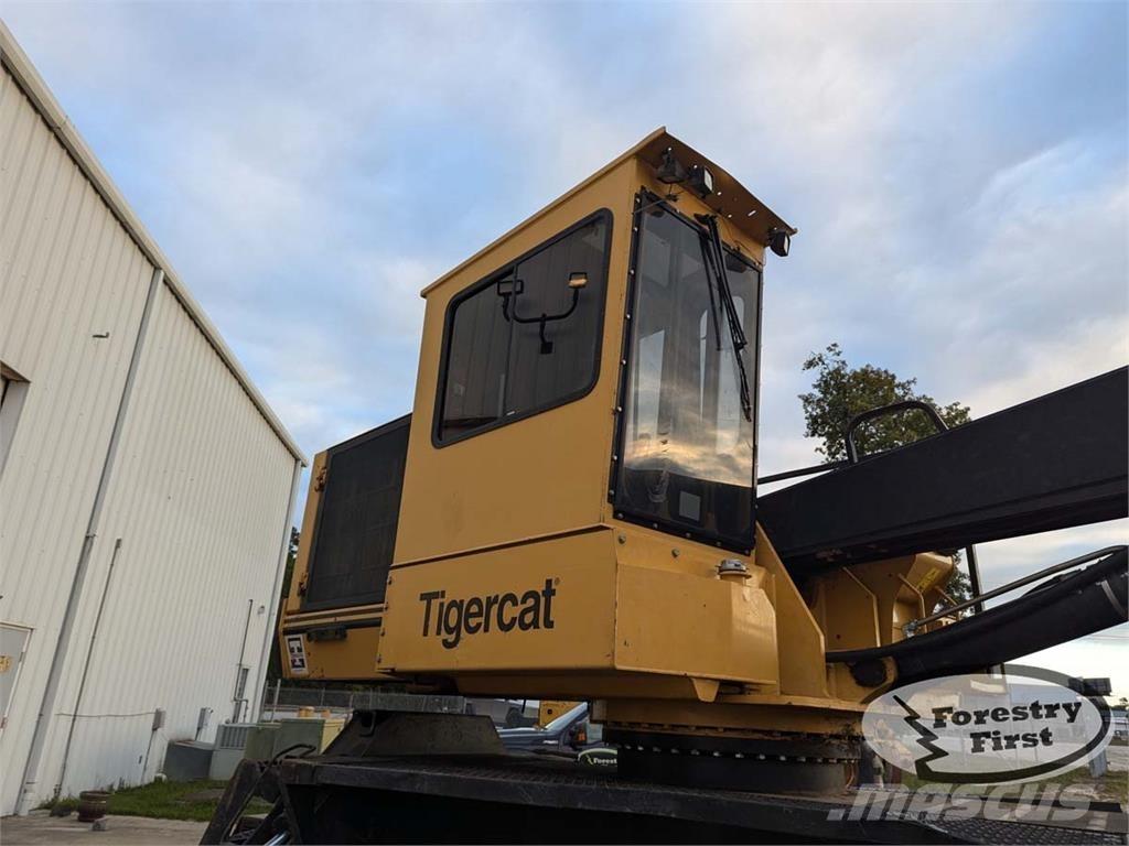 Tigercat 234b Strėliniai krautuvai