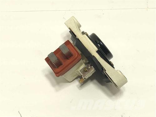 Bosch 80 A Naudoti miškovežiai (Forvarderiai)