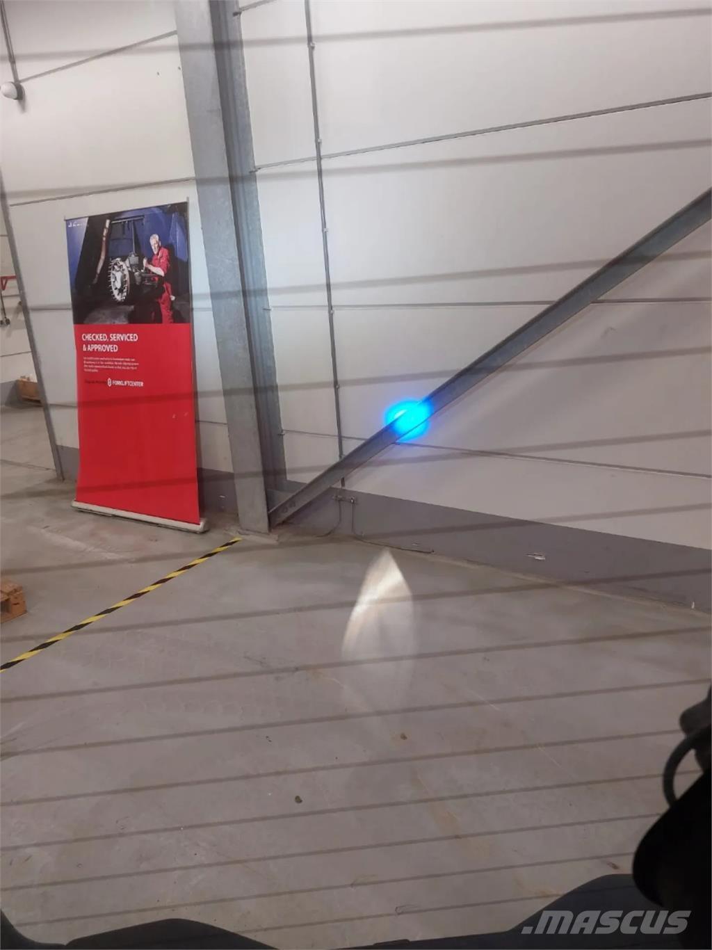 Linde E30L-01 Elektriniai šakiniai krautuvai