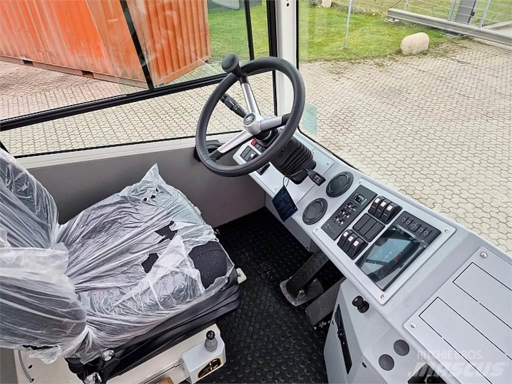 Mafi T230 Naudoti terminalų vilkikai